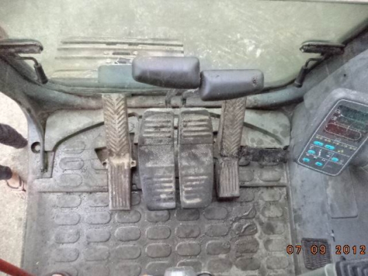 ขายรถแบคโฮ KOMATSU PC160-6K รถปี2001 นำเข้าจากญิ่ปุ่น ชมVDOการทำงานได้ครับ ติดต่อ 089-8368497 ขายรถแบคโฮ KOMATSU PC160-6K รถปี2001 นำเข้าจากญิ่ปุ่น ชมVDOการทำงานได้ครับ ติดต่อ 089-8368497