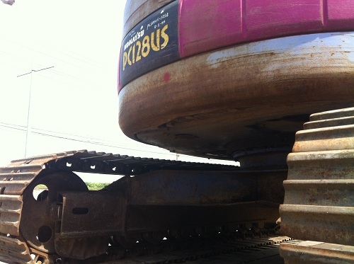 ขายรถแบคโฮ KOMATSU PC128US ( เทียบเท่ารุ่น6 )ชมVDOการทำงานครับ นำเข้าจากญิ่ปุ่น ติดต่อ 089-8368497