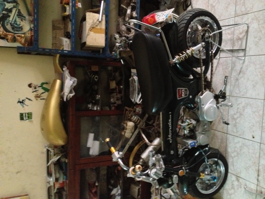 Honda dax 150cc. 32000