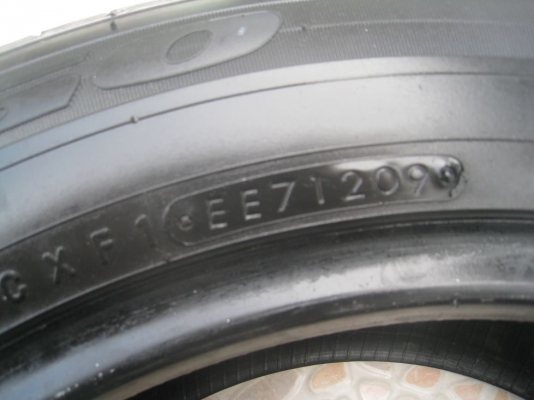 ขายยาง nitto nt 650 extreme touring 215-60r16 ปี 1209 (1 คู่)(081-3747940)