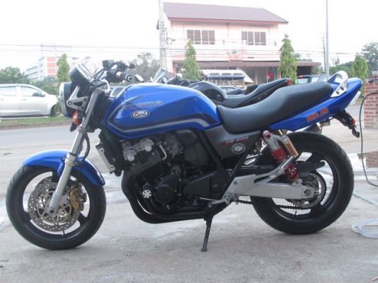 บรีส ไบค์ ช็อป/// ขาย CB400 SF TEC1 ปี2001 อินวอยล์สรรพสามิต
