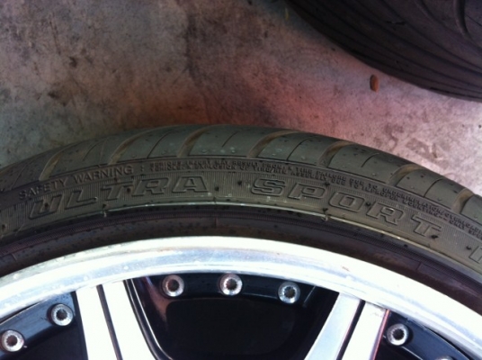 ขายล้อแม็กแท้นำเข้าจากญี่ปุ่น สไตล์ VIP 235/35/19 OFF+41 ,5H 114.3 รับประกันแท้จากญี่ปุ่น ขอบคุณมากครับคุณมานัส จ. ชลบุรี ของส่งได้พรุ่งนี้ครับ ขายล้อแม็กแท้นำเข้าจากญี่ปุ่น สไตล์ VIP 235/35/19 OFF+41 ,5H 114.3 รับประกันแท้จากญี่ปุ่น ขอบคุณมากครับคุณมานัส จ. ชลบุรี ของส่งได้พรุ่งนี้ครับ