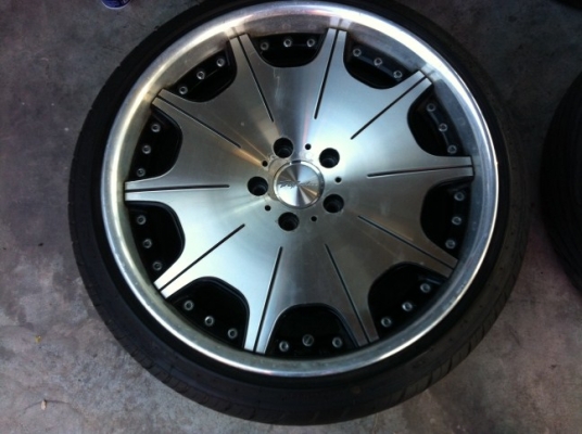 ขายล้อแม็กแท้นำเข้าจากญี่ปุ่น สไตล์ VIP 235/35/19 OFF+41 ,5H 114.3 รับประกันแท้จากญี่ปุ่น ขอบคุณมากครับคุณมานัส จ. ชลบุรี ของส่งได้พรุ่งนี้ครับ ขายล้อแม็กแท้นำเข้าจากญี่ปุ่น สไตล์ VIP 235/35/19 OFF+41 ,5H 114.3 รับประกันแท้จากญี่ปุ่น ขอบคุณมากครับคุณมานัส จ. ชลบุรี ของส่งได้พรุ่งนี้ครับ