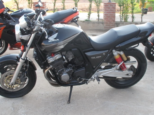 บรีส ไบค์ ช็อป/// ขาย CB400 SF ปี93 รถอินวอยล์ เครื่องดีมาก บรีส ไบค์ ช็อป/// ขาย CB400 SF ปี93 รถอินวอยล์ เครื่องดีมาก