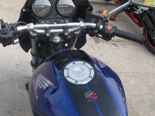 บรีส ไบค์ ช็อป/// ขาย CB400 SF ปี96 คาร์บูไฟฟ้า ประกอบใหม่  เครื่องดีมาก