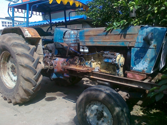 ฝากขาย ford  6 สูบเครื่องแน่นดี