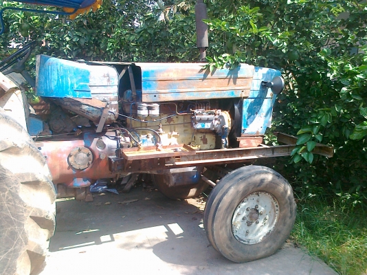 ฝากขาย ford  6 สูบเครื่องแน่นดี