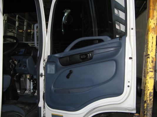 ขาย 6 ล้อ ฮีโน่ เมก้า 175 แรง ยาว 6.50 ม. ปี 2007 สภาพสวยจัดกว่า 99\% เครื่องแน่น คัสซีสวยกิ๊ป พร้อมใช้ สนใจชมรถก่อนได้ครับ ขาย 6 ล้อ ฮีโน่ เมก้า 175 แรง ยาว 6.50 ม. ปี 2007 สภาพสวยจัดกว่า 99\% เครื่องแน่น คัสซีสวยกิ๊ป พร้อมใช้ สนใจชมรถก่อนได้ครับ