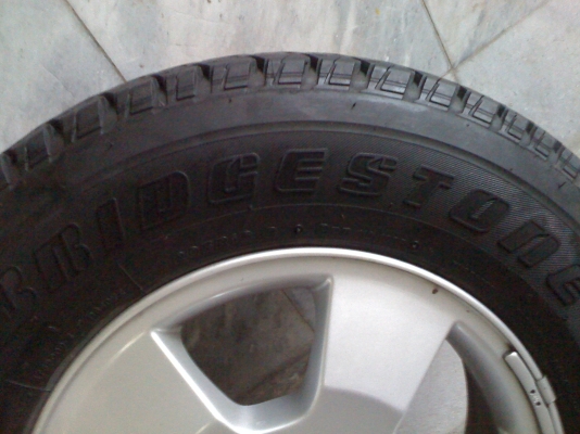 ขาย แม็กพร้อมยาง 1ชุด 4 วง ด่วนคับ