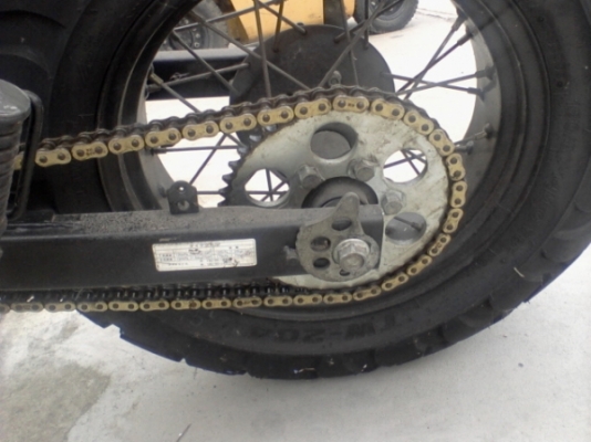 ขาย TW 200 เก่าญี่ปุ่นครับ ยังไม่ได้ขี่ในไทยเลยครับ ของแต่งเพียบ ขาย TW 200 เก่าญี่ปุ่นครับ ยังไม่ได้ขี่ในไทยเลยครับ ของแต่งเพียบ