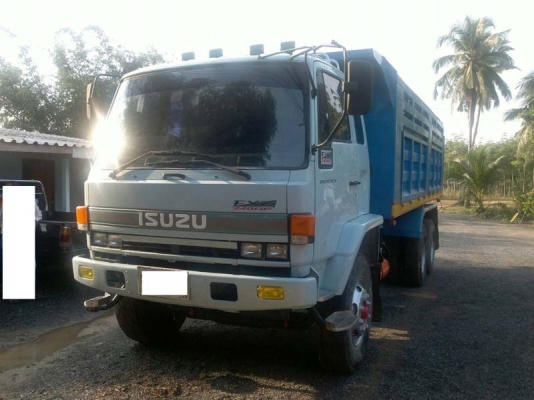 Isuzu Rocky 240 หัวฟ้าแท้เดิมๆจากห้าง,ยางดีคัสซีผ่าน,เครื่องแห้งแรงดีไม่มีโหลด