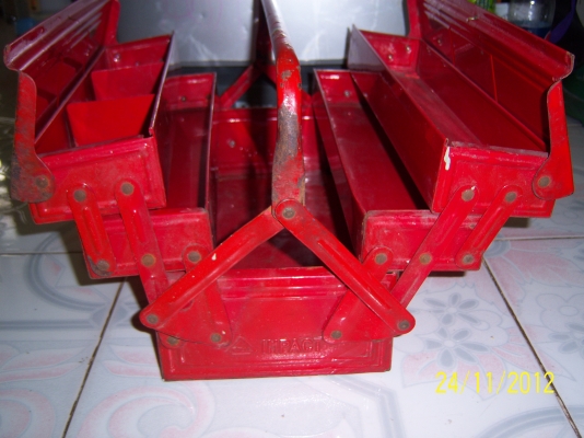 กล่องเครื่องมือเหล็ก 3 ชั้น ใหญ่ๆ