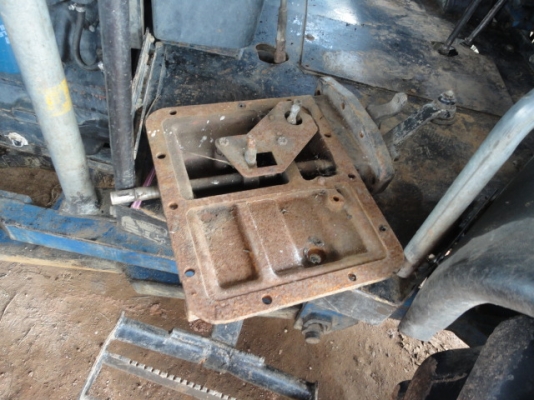 FORD  TS90 กลองใหญ่ เกียร์กลาง มีเอกสารค่ะ