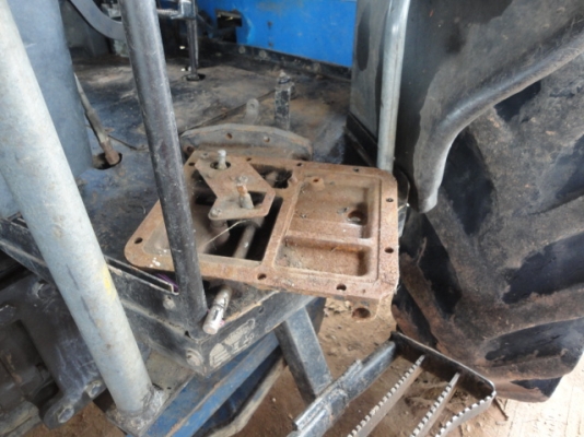 FORD  TS90 กลองใหญ่ เกียร์กลาง มีเอกสารค่ะ