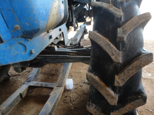 FORD  TS90 กลองใหญ่ เกียร์กลาง มีเอกสารค่ะ