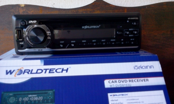 เครื่องเล่นติดรถ