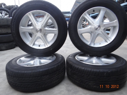 ขายล้อแม๊กซ์พร้อมยาง นำเข้าจากญี่ปุ่น NISSAN CIMA VK45 V8 225/60R16  16X7.5J