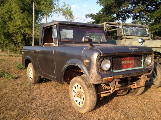 รถจิ๊ป international scout 4wd เครื่องเบนซิน รถจิ๊ป international scout 4wd เครื่องเบนซิน