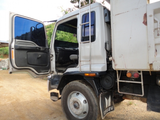 ISUZU FVZ 195 หัวเดิม เครื่องเดิม คัซซีสวยตลอดแนว  คุณเก่งและครอบครัว  สมาชิกจาก  นครปฐม  มัดจำแล้วจ๊ะ