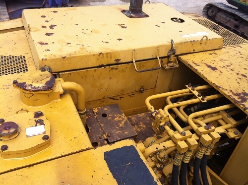 รถแบคโฮ KOMATSU PC120-2 รถแบคโฮ KOMATSU PC120-2