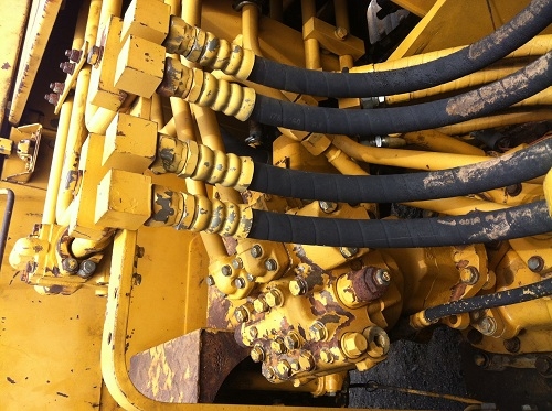 รถแบคโฮ KOMATSU PC120-2 รถแบคโฮ KOMATSU PC120-2