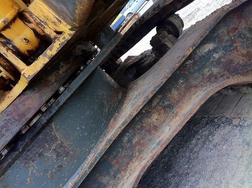 รถแบคโฮ KOMATSU PC120-2 รถแบคโฮ KOMATSU PC120-2