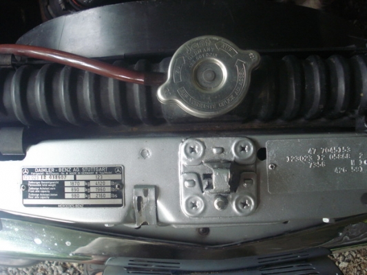 ขาย benz w123 300 D มือเดียว สภาพคลาสสิคสวยๆเหมาะสะสมเดิมๆเครื่องแน่นภายในเยี่ยมไม่มีผุรูปเยอะ ขาย benz w123 300 D มือเดียว สภาพคลาสสิคสวยๆเหมาะสะสมเดิมๆเครื่องแน่นภายในเยี่ยมไม่มีผุรูปเยอะ