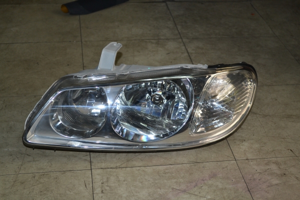 ขายไฟหน้า NISSAN NEO/2