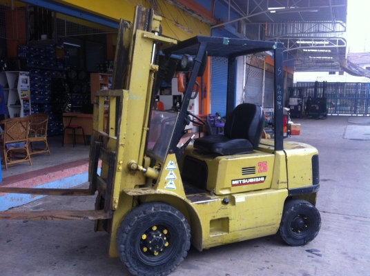 ขายฟอร์คลิฟต์ MITSUBISHI FD25 ( DEISEL ) 2.5 TON FD25 เสายกสูง 3 M ในราคาเบาๆๆ ขายฟอร์คลิฟต์ MITSUBISHI FD25 ( DEISEL ) 2.5 TON FD25 เสายกสูง 3 M ในราคาเบาๆๆ