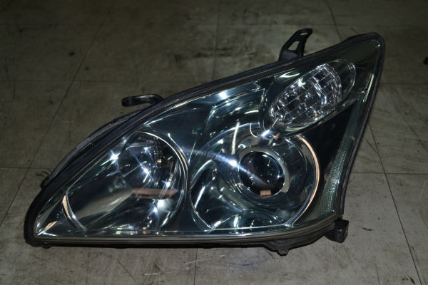 ขายไฟหน้า(เสื้อ) TOYOTA HARRIER