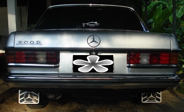 ปรับราคาbenz w123 300 D มือเดียว สภาพคลาสสิคสวยๆเครื่องแน่น