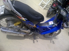 ขายเวฟ125R สีน้ำเงิน-ดำ รถบ้าน ปี48  เชียงใหม่