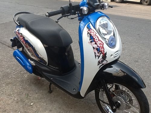 HONDA SCOOPY Iสวยแกะกล่องไร้ที่ติวิ่งน้อยกุญแจแท้2ดอก