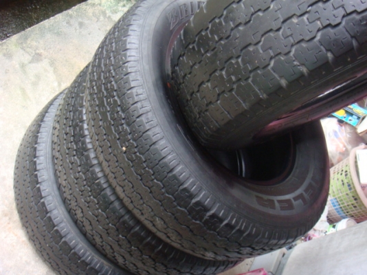 ขายยาง Bridgestone Dueler 689 ขนาด 245/70/16 (เเยกขายได้) ขายยาง Bridgestone Dueler 689 ขนาด 245/70/16 (เเยกขายได้)