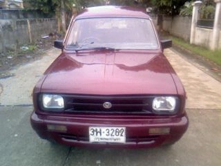 ขาย MAZDA แฟมิเลีย CAB ใหญ่ นั่งได้