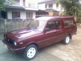 ขาย MAZDA แฟมิเลีย CAB ใหญ่ นั่งได้