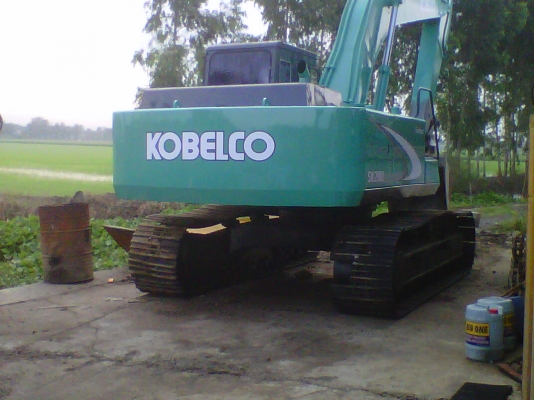 ขายรถแมคโครSK200// สภาพพร้อมใช้ สนใจติดต่อ บอย 085-156-2314