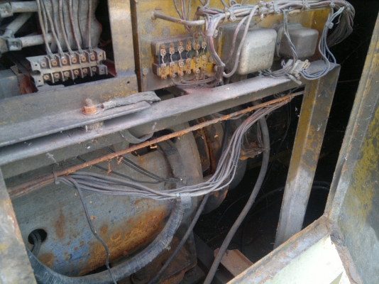 ขายเครื่องปั่นไฟขนาดน่าจะ200kvaขึ้นไปครับ ราคาถูก ! ! ! ขายเครื่องปั่นไฟขนาดน่าจะ200kvaขึ้นไปครับ ราคาถูก ! ! !