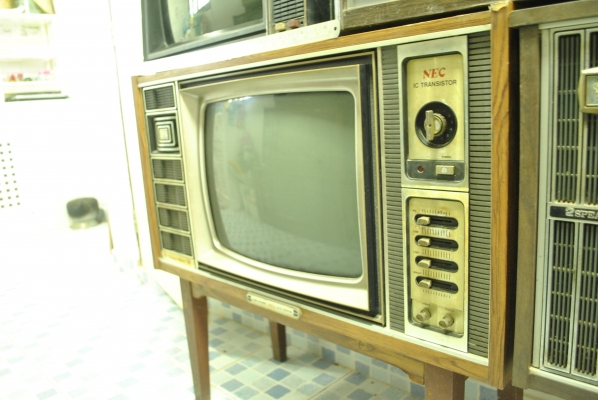 ขาย TV โบราณเก่า คลาสสิค กว่า 30 เครื่อง เอาไว้ตกแต่งบ้าน ร้าน ครับ ขาย TV โบราณเก่า คลาสสิค กว่า 30 เครื่อง เอาไว้ตกแต่งบ้าน ร้าน ครับ