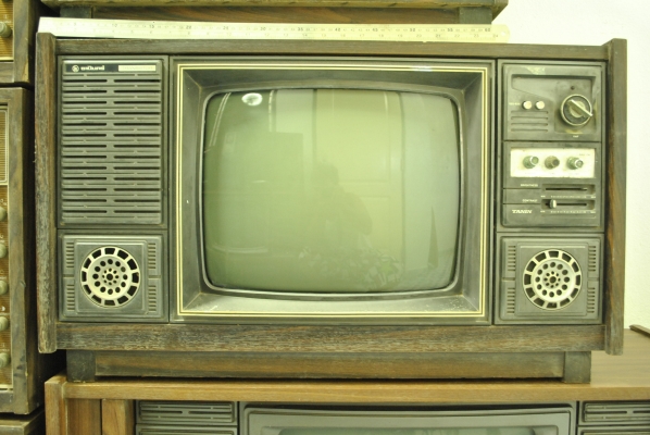 ขาย TV โบราณเก่า คลาสสิค กว่า 30 เครื่อง เอาไว้ตกแต่งบ้าน ร้าน ครับ ขาย TV โบราณเก่า คลาสสิค กว่า 30 เครื่อง เอาไว้ตกแต่งบ้าน ร้าน ครับ
