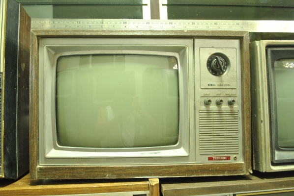 ขาย TV โบราณเก่า คลาสสิค กว่า 30 เครื่อง เอาไว้ตกแต่งบ้าน ร้าน ครับ ขาย TV โบราณเก่า คลาสสิค กว่า 30 เครื่อง เอาไว้ตกแต่งบ้าน ร้าน ครับ