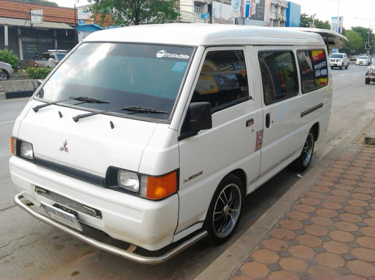 L300 สีสวย เกียร์คอ เครื่องดี แม็กซ์17ยางใหม่ หล่อๆ พร้อมใช้งาน