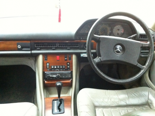 ขายรถ BENZ 500 SEL เครื่อง 2J แก็สแล้วทะเบียนสวย