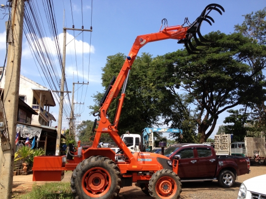 คีบอ้อย คูโบต้า ยันมาร์ รถไถเล็ก ทุกรุ่น ทุกยี่ห้อ เปลี่ยนปากตักได้