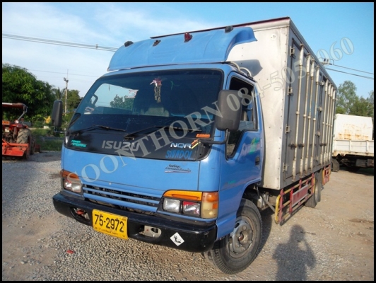 ขายด่วน รถบรรทุก 6 ล้อ ISUZU NQR 150 แรง EURO-2 รถห้างแท้ ปี 46 ตู้ 10 บาน สภาพสวย พร้อมใช้งาน ราคาสุดคุ้ม