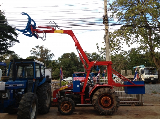 คีบอ้อย คูโบต้า ยันมาร์ รถไถเล็ก ทุกรุ่น ทุกยี่ห้อ เปลี่ยนปากตักได้ สมบูรณ์แทรคเตอร์