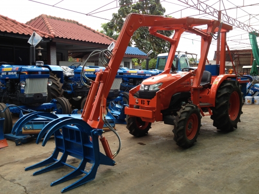 คีบอ้อย คูโบต้า ยันมาร์ รถไถเล็ก ทุกรุ่น ทุกยี่ห้อ เปลี่ยนปากตักได้ สมบูรณ์แทรคเตอร์