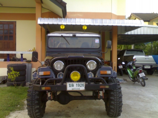 ขายรถจิ๊บ CJ6 เครื่องโตโยต้า2000 พวงมาลัยเพาวเวอร์ สีดำ ยางตะขาบ33 ขายรถจิ๊บ CJ6 เครื่องโตโยต้า2000 พวงมาลัยเพาวเวอร์ สีดำ ยางตะขาบ33