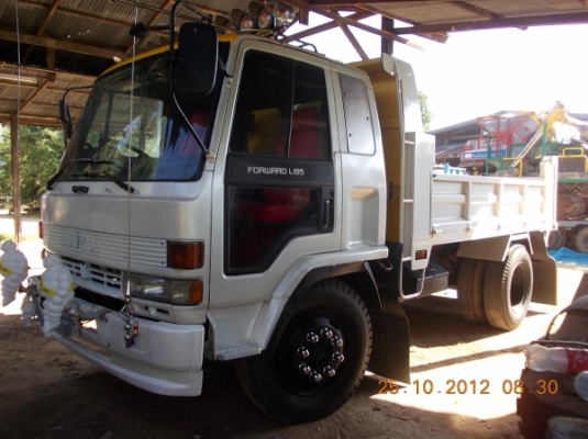 ขายไม่รีบครับ รถดั้ม 6 ล้อ izusu JCM รถอยู่ จ.สุรินทร์