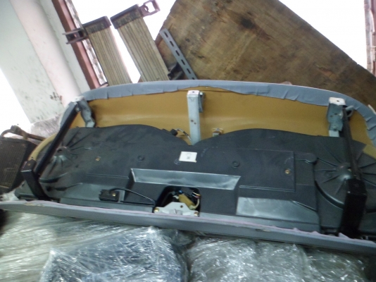 ขายชุดแอร์แขวน รถตู้hiace หัวจรวดหลังคาสูง